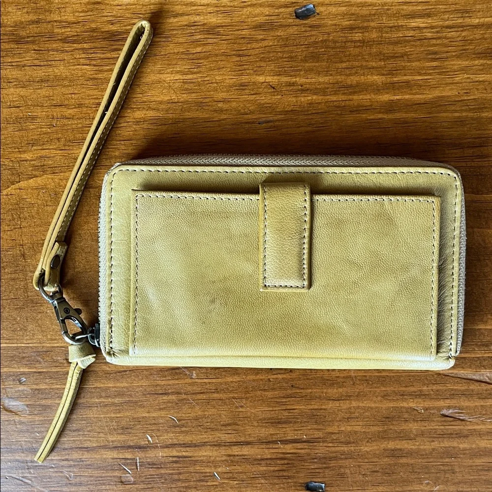 RACHEL Rachel Roy Zip Around Wallet Wrislet